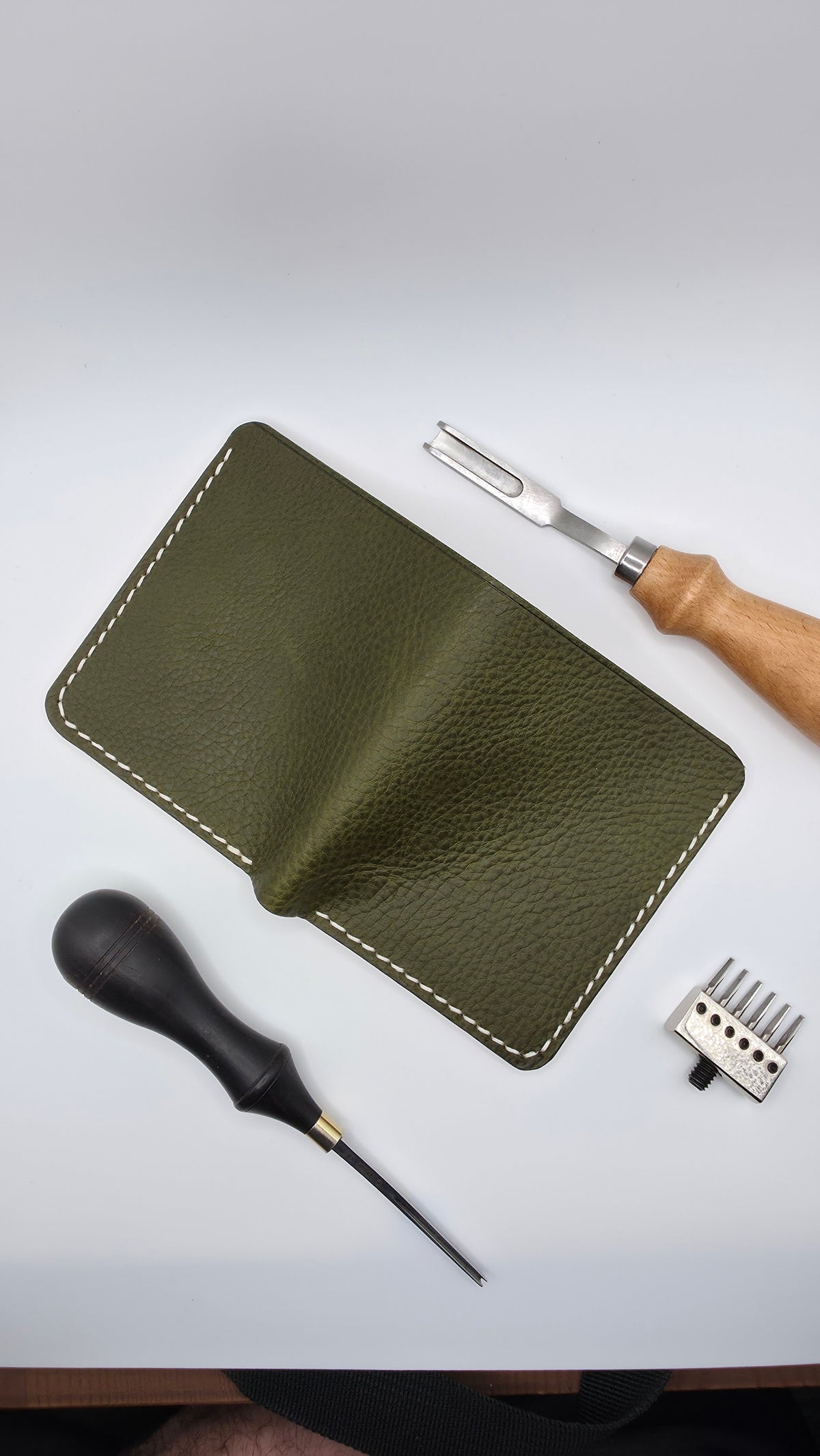 Minerva Box Vertical Wallet, Handmade Wallet with Money Slot, Bifold Wallet,