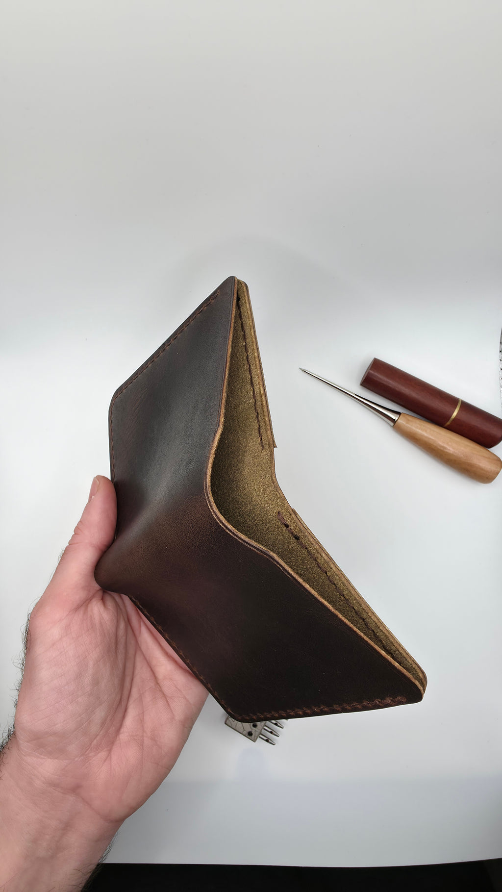 Horween Bifold Wallet, Cash Slot, Handmade Wallet, Vertical Wallet, Full Grain Leather
