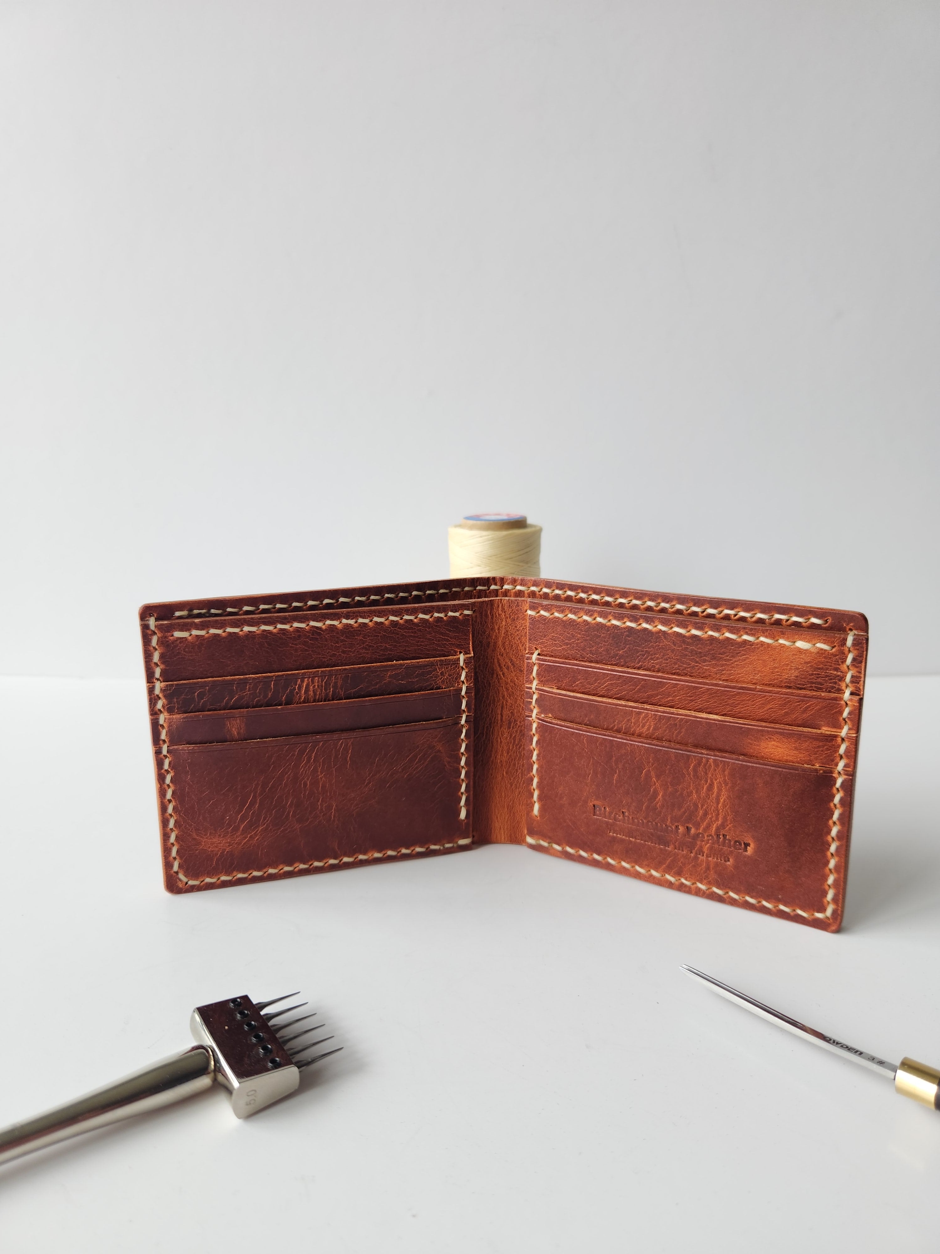 Yonge Handmade Classical Wallet / Horween Leather
