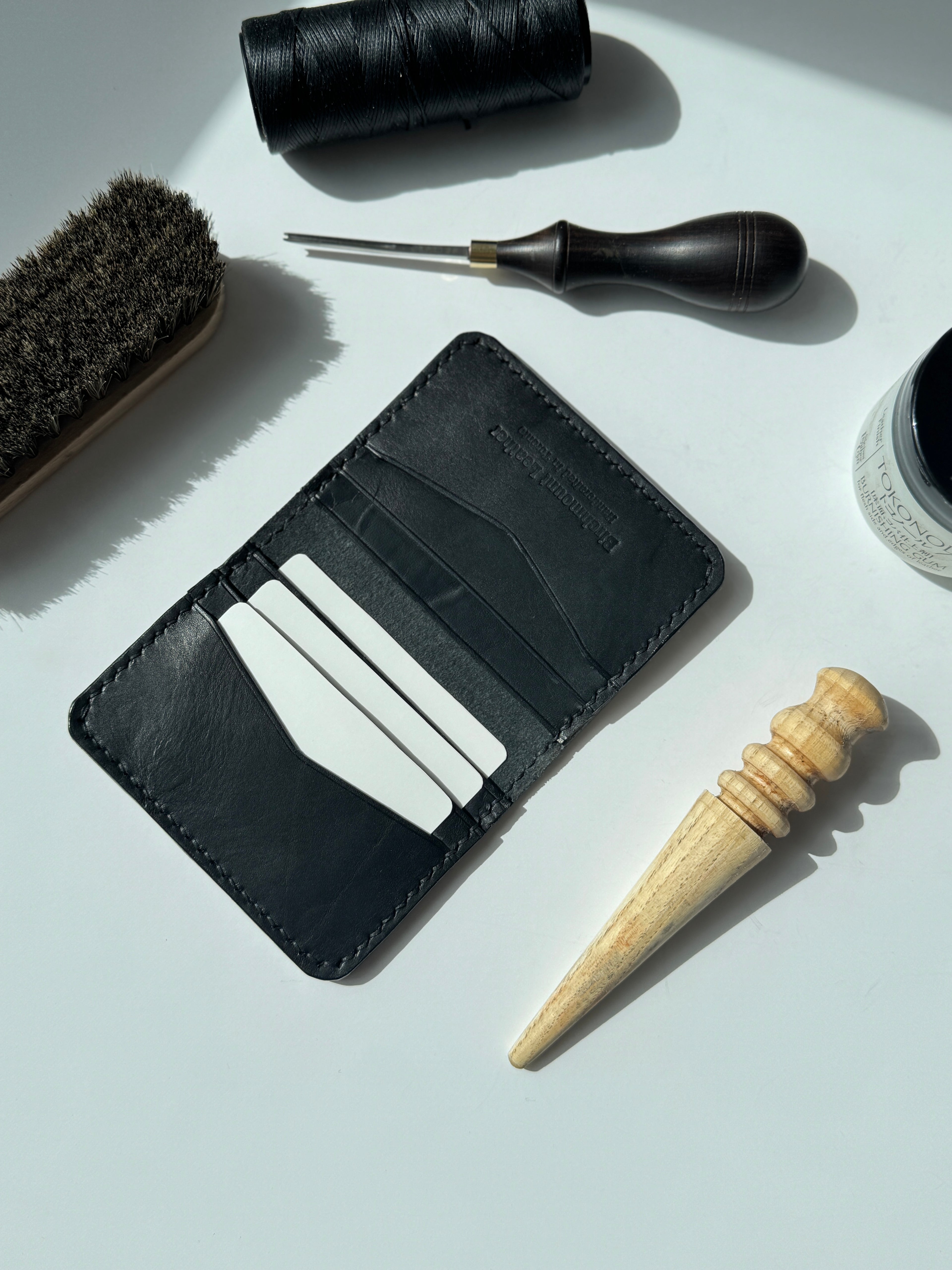 Dundas Horizantal Bifold Wallet/ Horween Leather