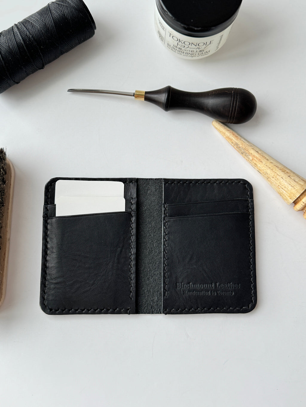 Dundas Vertical Bifold Wallet / Horween Leather