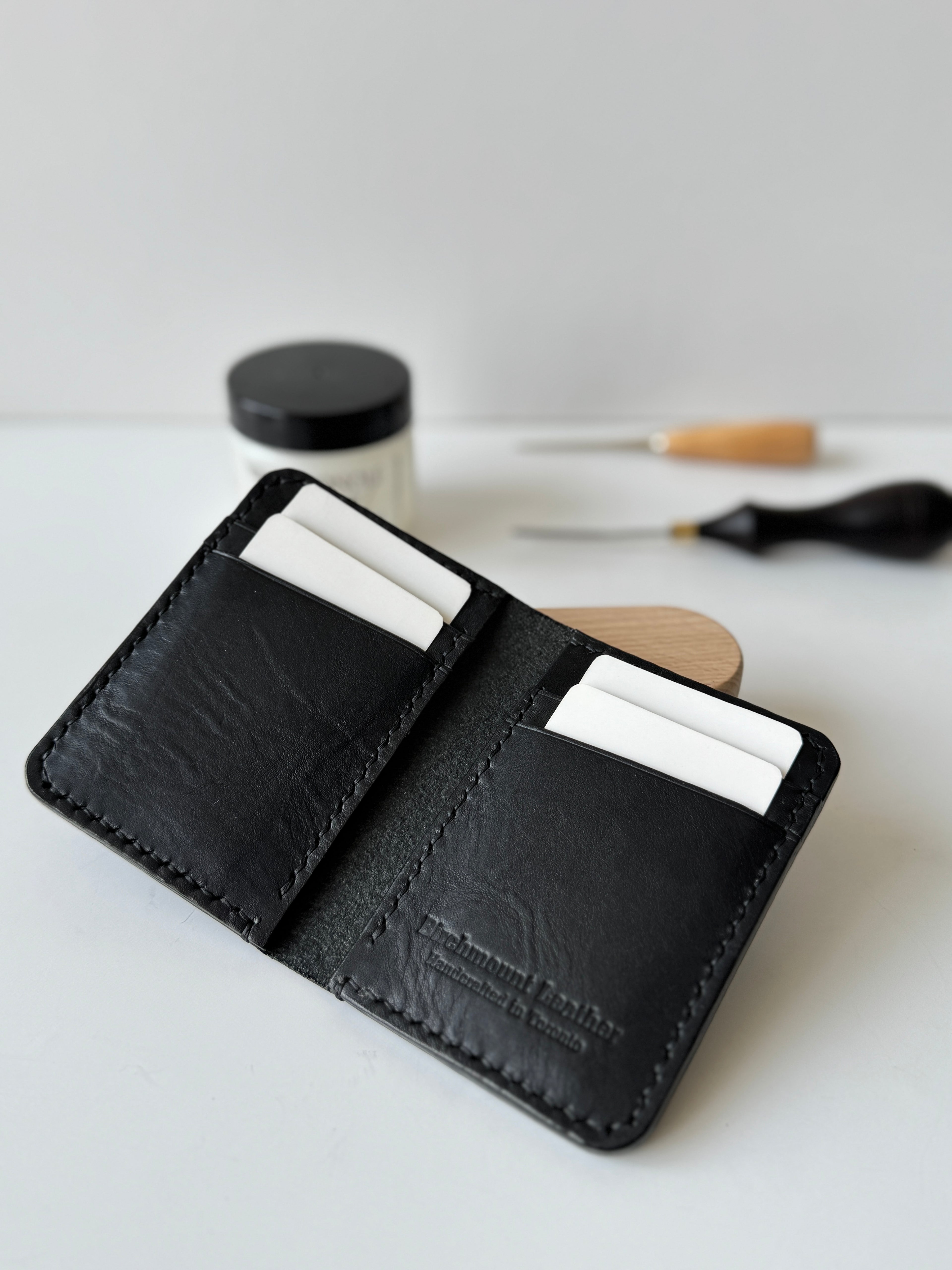Dundas Vertical Bifold Wallet / Horween Leather