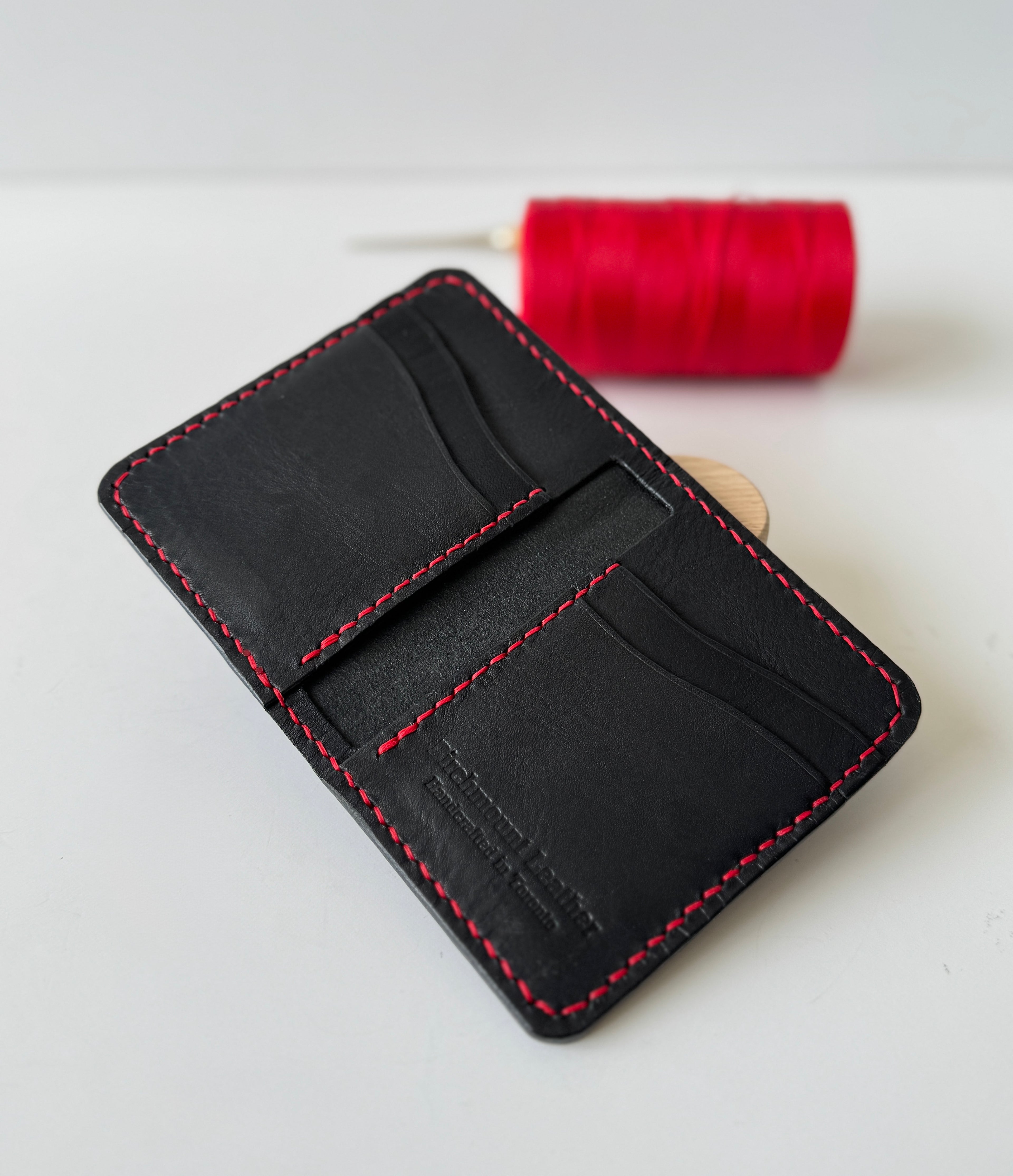 Vertical Bifold Wallet / Horween Leather