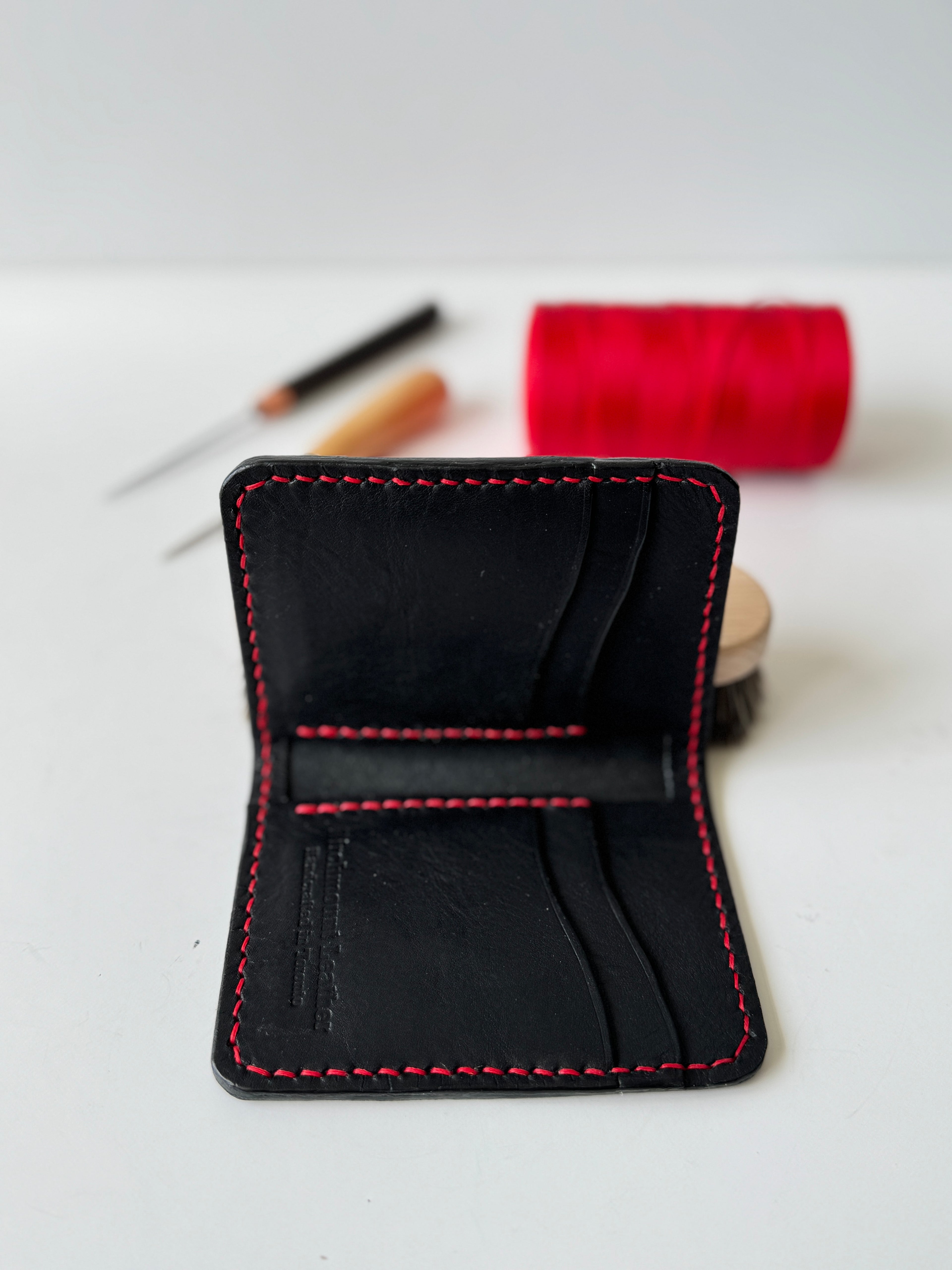 Vertical Bifold Wallet / Horween Leather