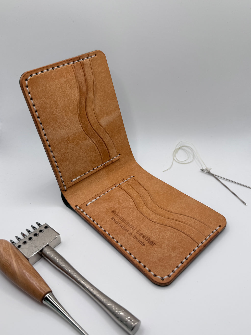 Pueblo Bifold Wallet, Classical Wallet, Full Grain Leather, Handmade Wallet