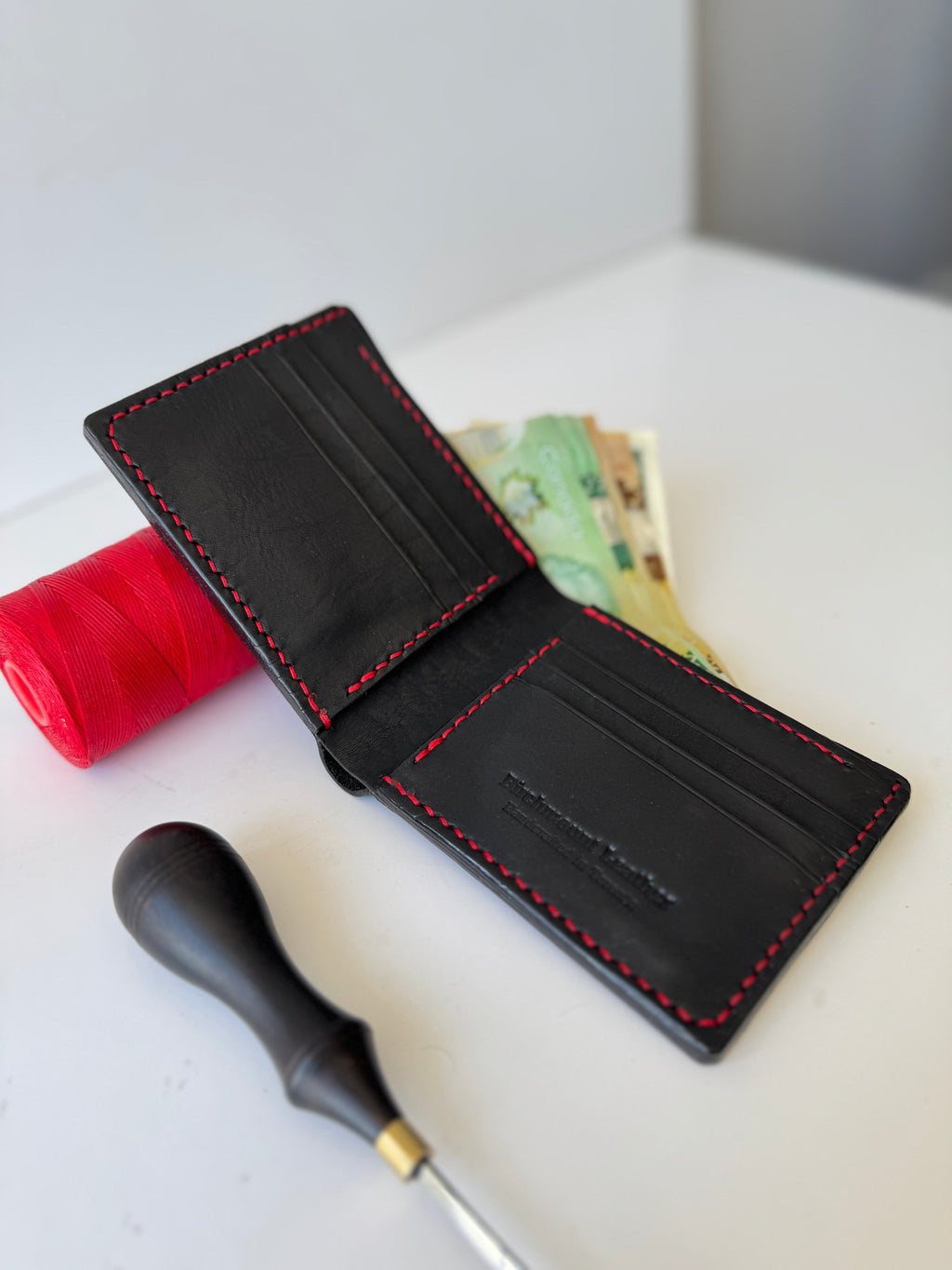 Yonge Handmade Classical Wallet / Horween Leather