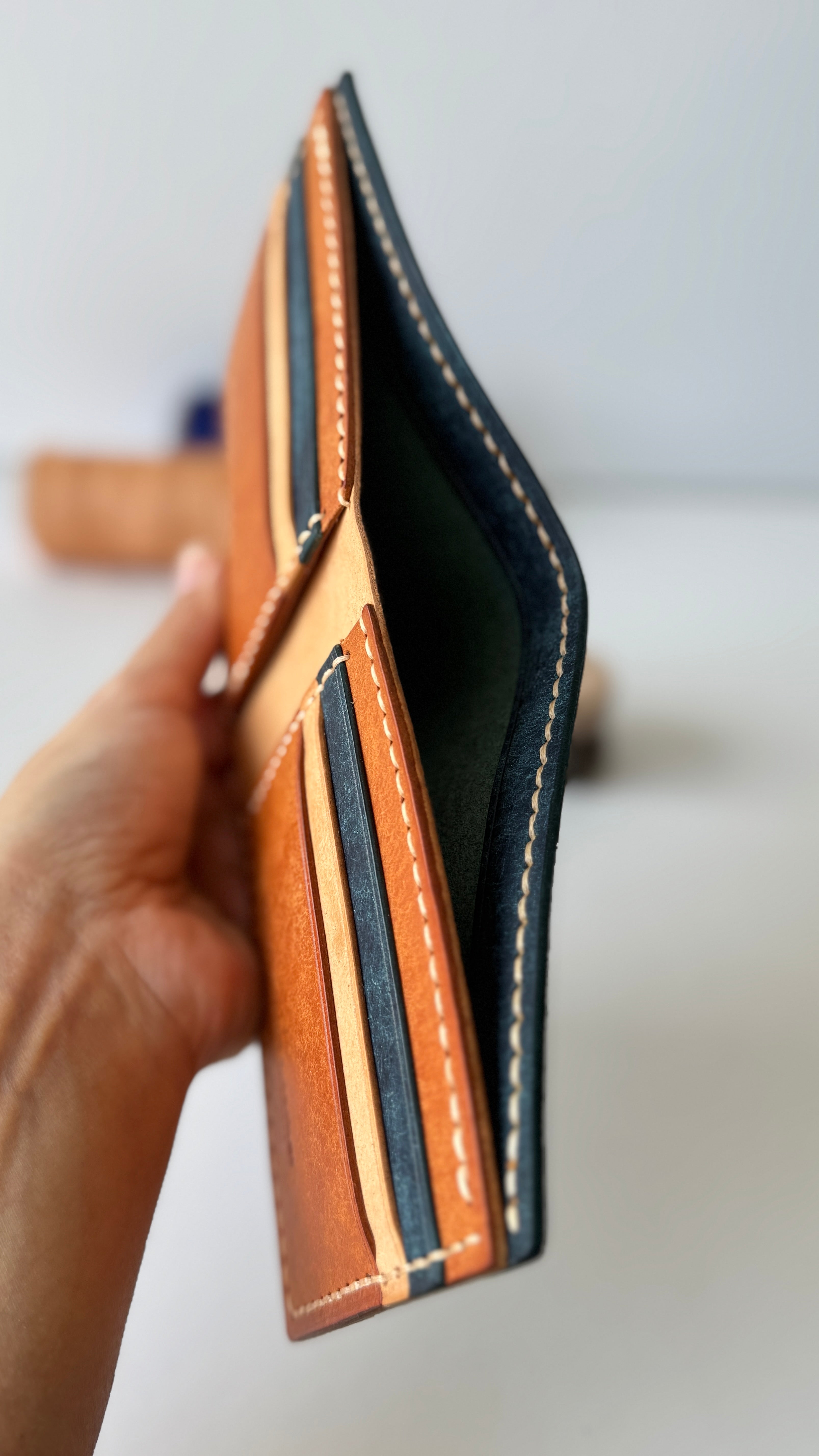 Pueblo Bifold Wallet, Full Grain Veg Tanned Leather, Handmade Wallet, Men's Wallet, Classical Wallet, Italian Leather, Badalassi Carlo