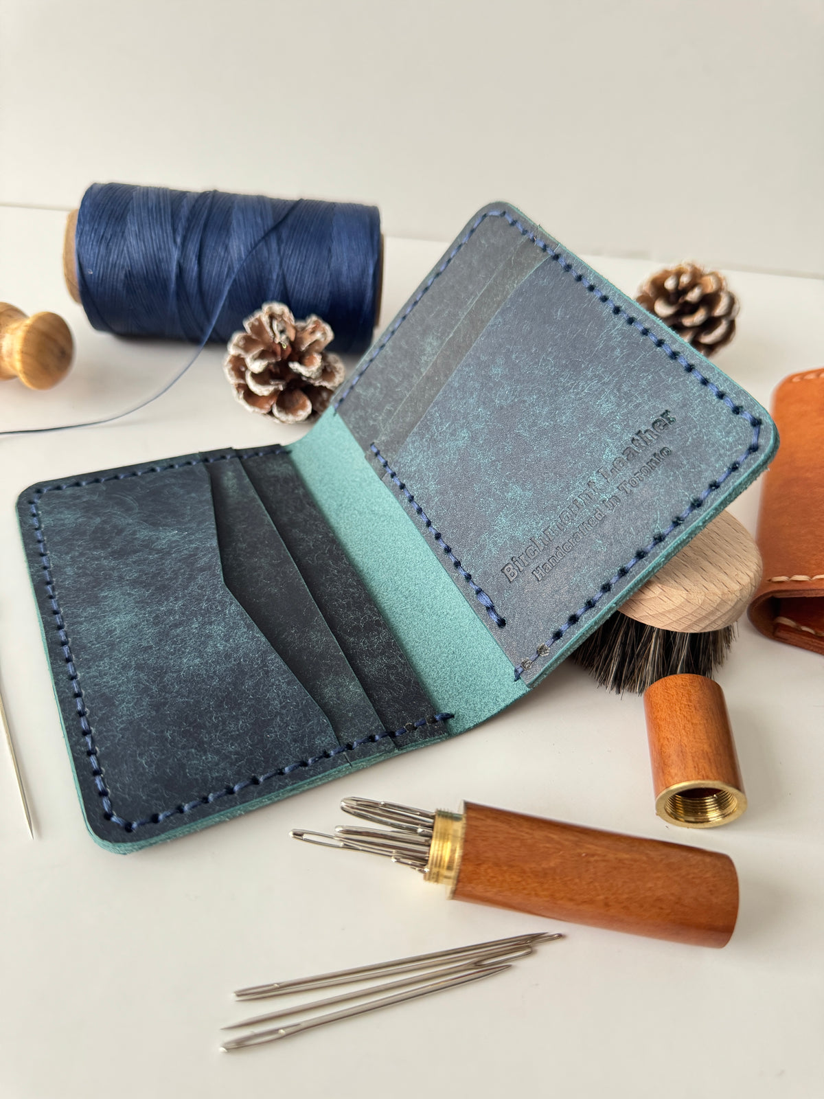 Pueblo Bifold Wallet, Olmo/Tan Wallet, Slim Wallet, Men's Wallet, Badalassi Carlo, Italian Leather, Hand Stitched, Full Grain Leather