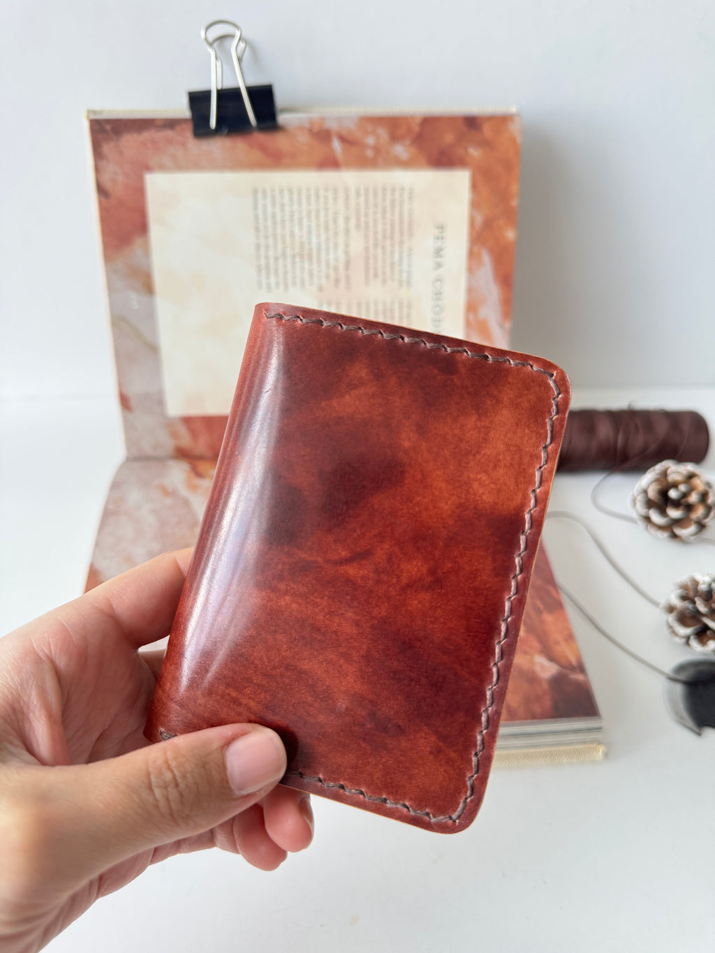 Shell Cordovan Bifold Wallet, COGNAC Museum Shell Cordovan ROCADO