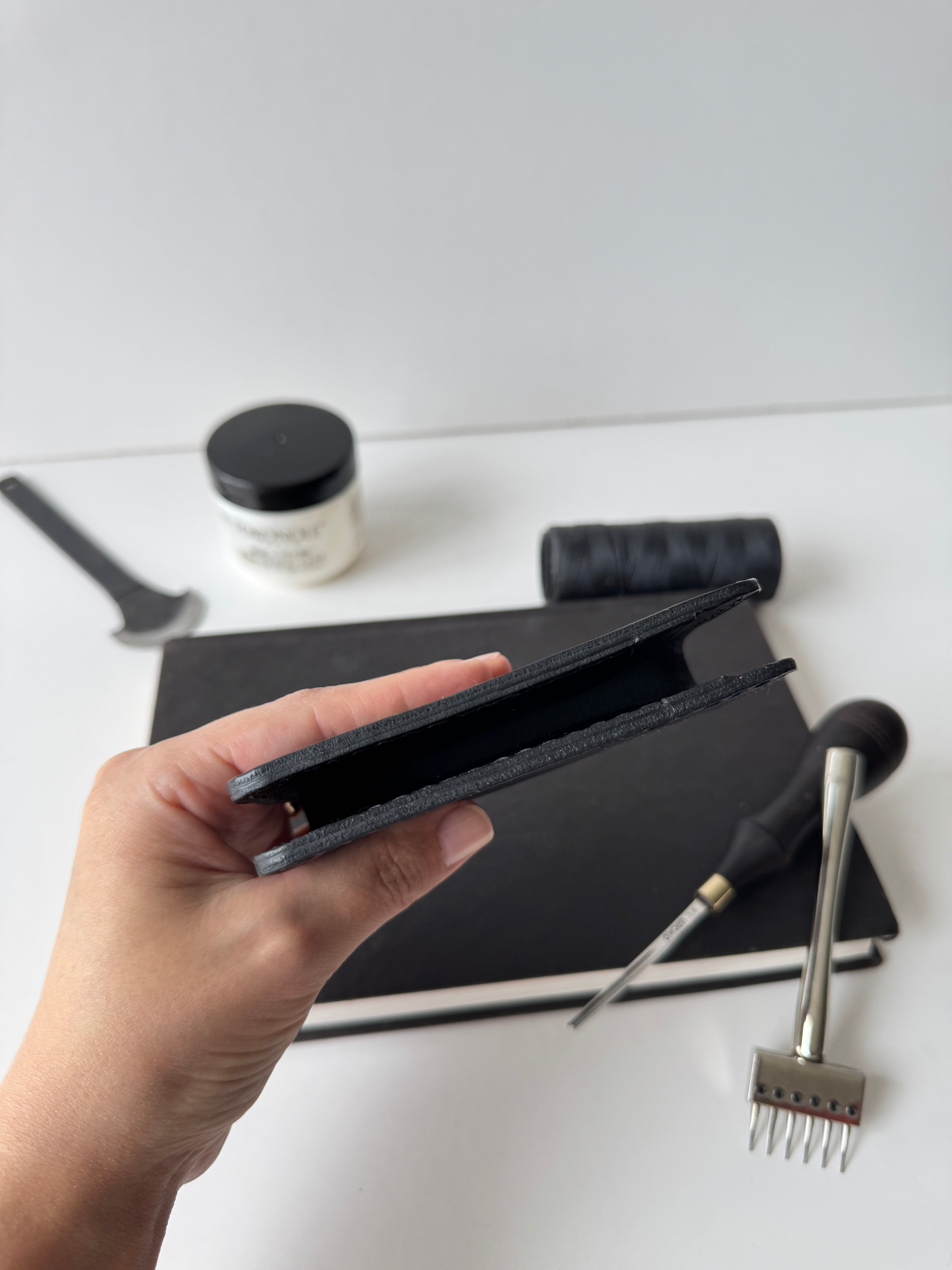 Buttero Bifold Wallet, Handmade Black Wallet, Horween Bifold Wallet, Full Grain Leather, Vertical Wallet, Hand Stitched