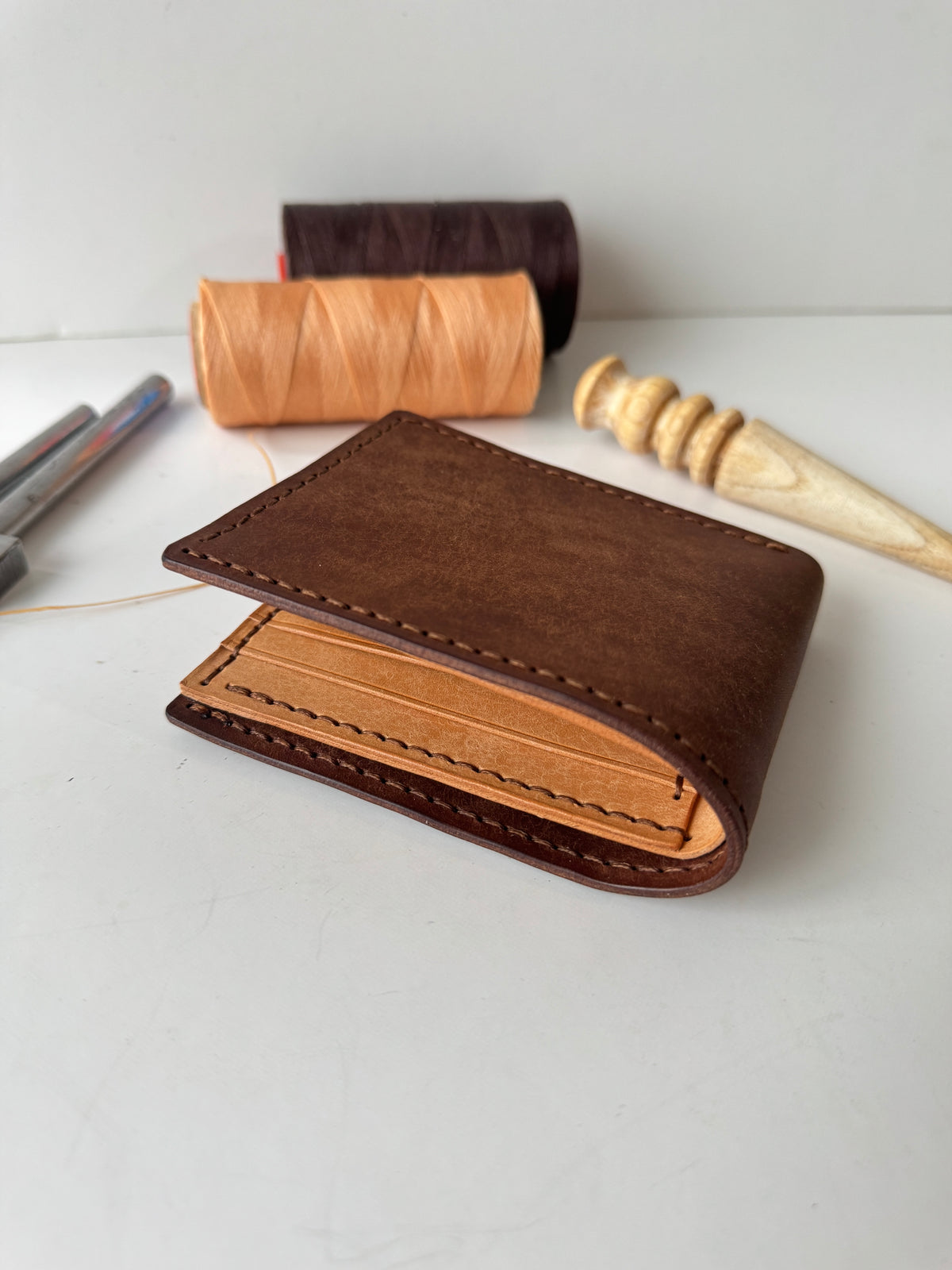 Pueblo Bifold Wallet, Brown Exterior & Natural Interior, Full Grain Wallet, Handmade Wallet, Men's Wallet